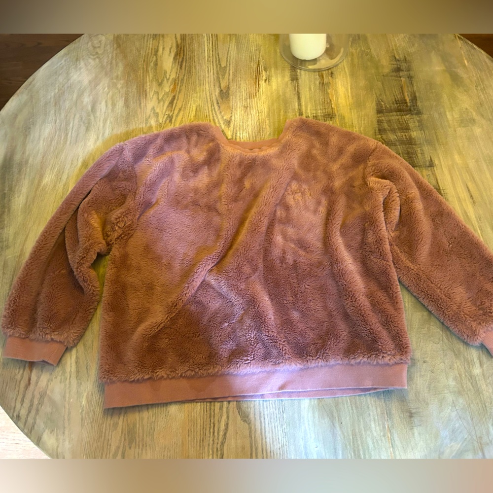 Super soft pink crew neck